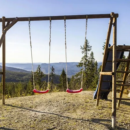 Family With Jacuzzi At Tempelseter