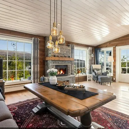 Family With Jacuzzi At Tempelseter Holiday home Eggedal